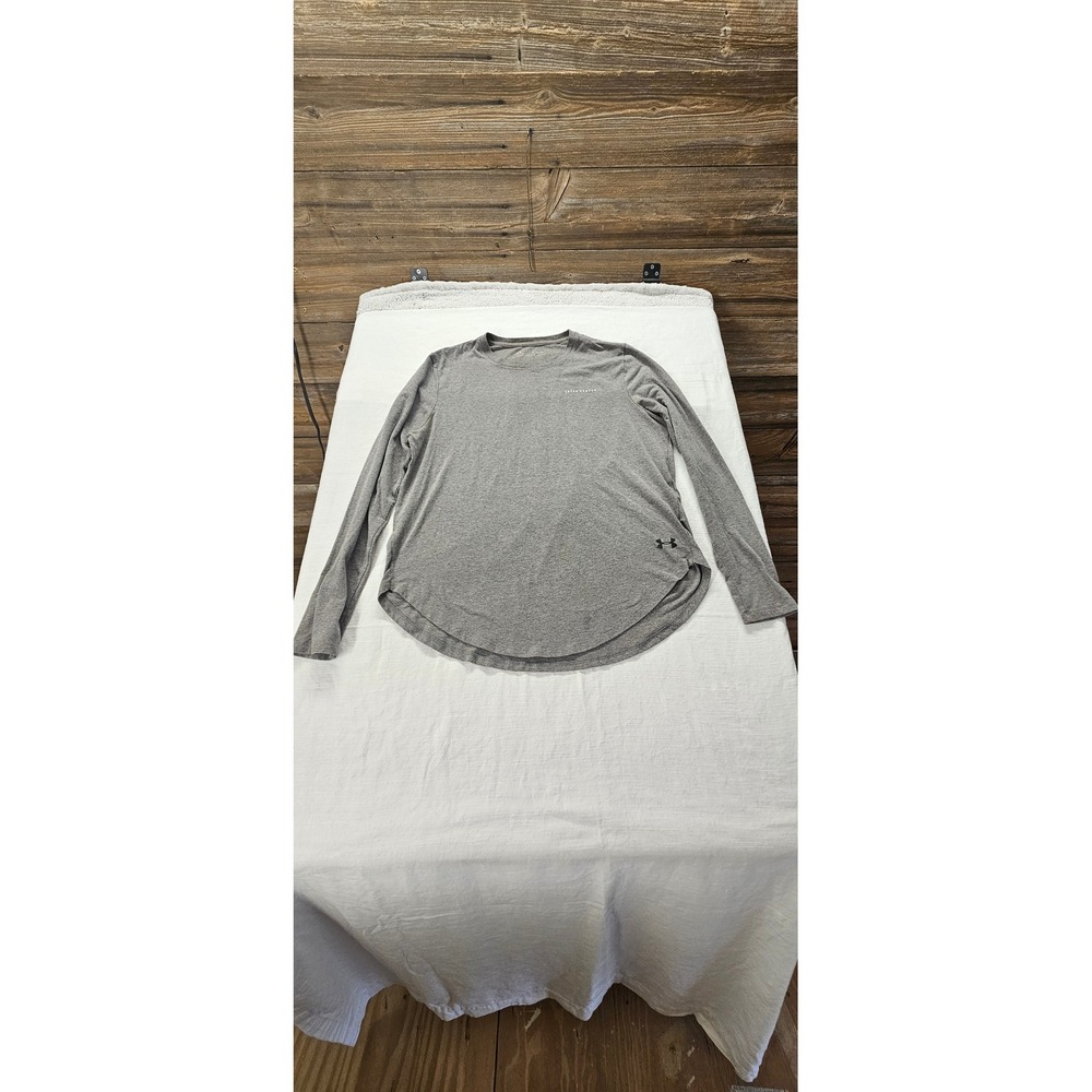 Under Armour Womens XL Grey Long Sleeve Loose Fit Curved Hem Activewear Shirt‎